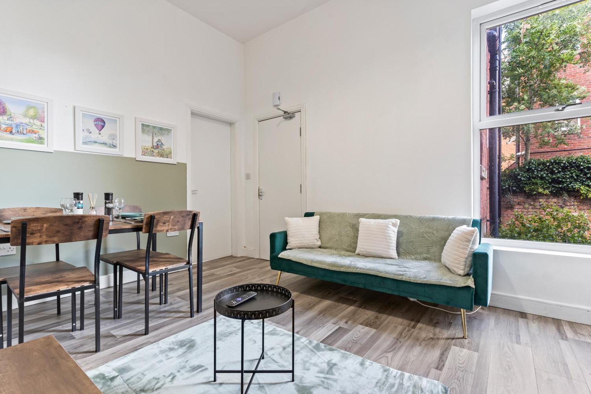 Apartment Sage *